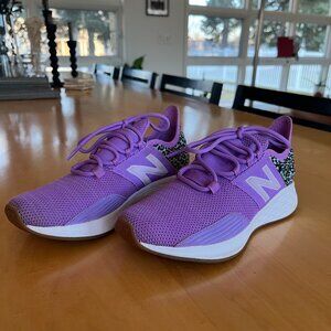 New Balance Roav Kids Running Shoe, YOUTH Size 3, Purple Cheetah